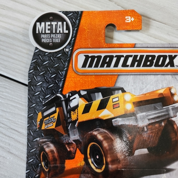 Matchbox Rumble Raider-orange NWT - Picture 5 of 7